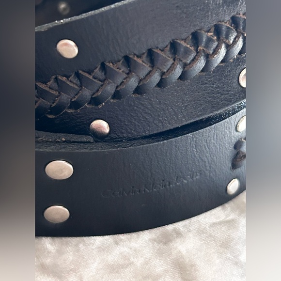 Calvin Klein Jeans Black and Silver Leather Belt - Picture 2 of 9